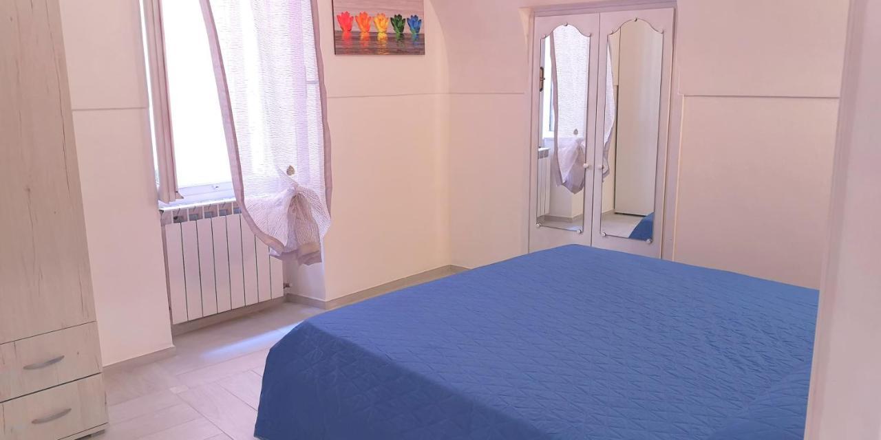 Ferienwohnung A Casa Di Fede Dolceacqua Exterior foto